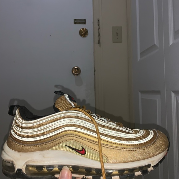 Nike Women’s  Air Max 97 (Metallic Gold) - Picture 3 of 3